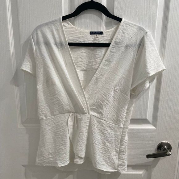 $ BASIL LOLA Women's Crop Top White Size Medium - Picture 1 of 4